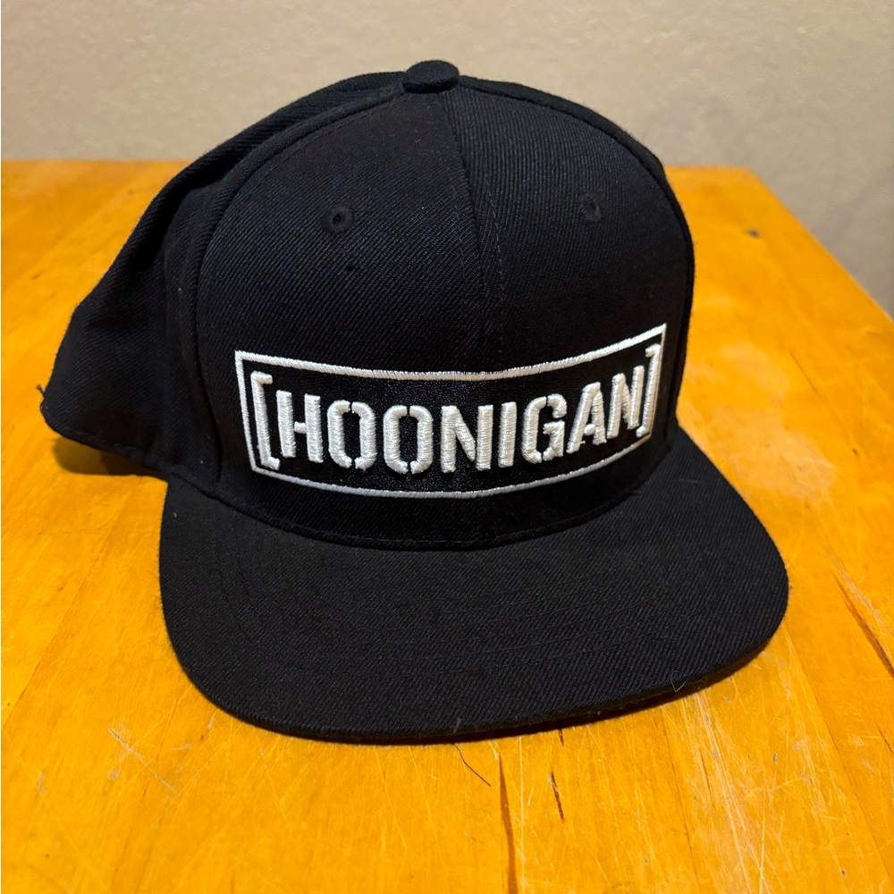 Hoonigan brand SnapBack Hat
Never worn